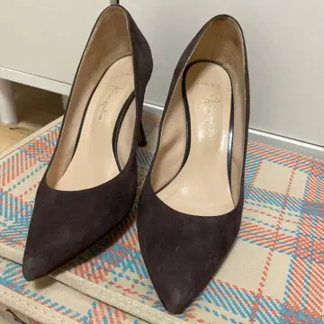 긴자 카네마츠 펌프스