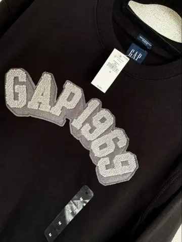 GAP 트레이닝복 맨투맨 블랙