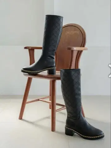 [ 새상품 ] RANDA 우천 겸용 퀼팅 패턴 부츠 36