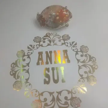 안나수이 브로치