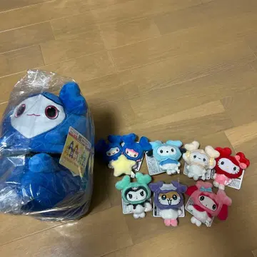 TWICE GIGO 산리오 콜라보