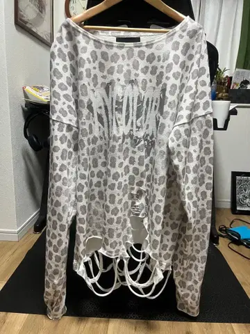 GRANCY 레오파드 롱T