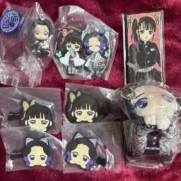 귀멸의 칼날 코쵸우 시노부 츠유리 카나오 세트