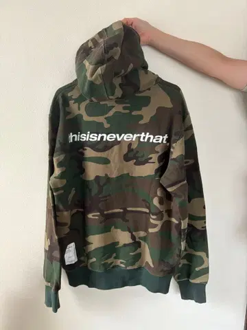 thisisneverthat 카모플라쥬 후드 부착 후드티