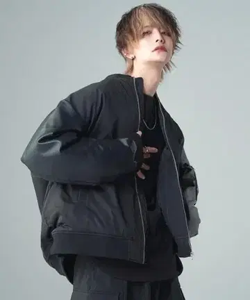 [ 300벌 한정판 ] ADRER 프리미엄 MA-1 다운 자켓 S 사이즈