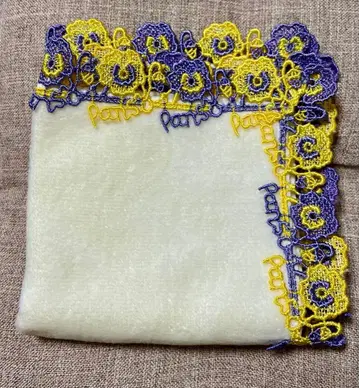 치카자와 레이스 후진가호 별주 팬지 손수건 미사용 새상품 크림