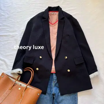 세탁 가능한 띠어리 럭스 멜란지 돌먼 슬리브 니트 theoryluxe