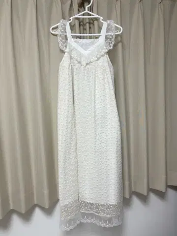 tinajojun 슬리브리스 레이스 원피스