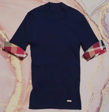 블루 라벨 네이비 하이넥 니트 반팔 M 사이즈 체크