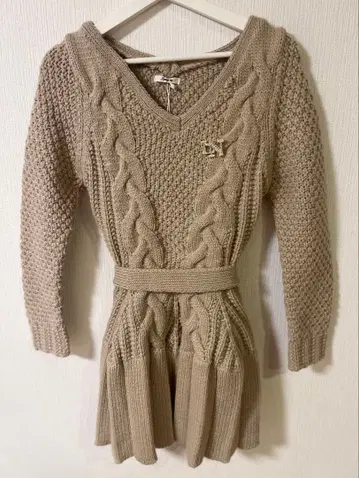 Lumignon 케이블 니트 리본 플레어 드레스