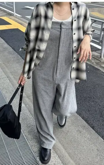 저널 스탠다드*이번 시즌 스트레치 아제 니트 살로펫 gray