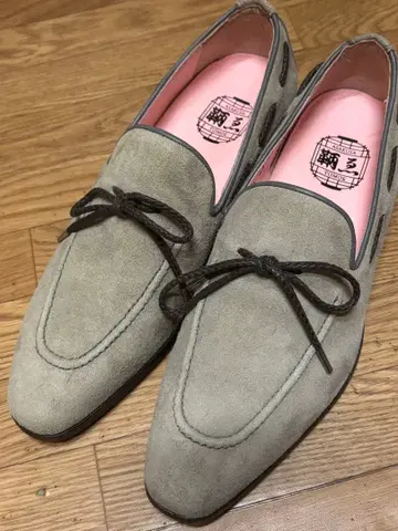 토모에 스웨이드 로퍼 미사용 일본제 신발