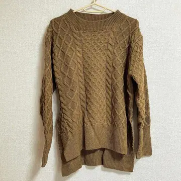 케이블 짜임 니트 풀오버 / 베이지