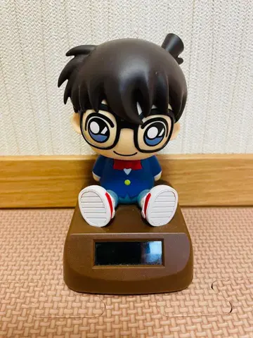 명탐정 코난 솔라 피규어