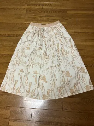 ANAYI 실루엣 플라워 JQ 턱 스커트 사이즈:36