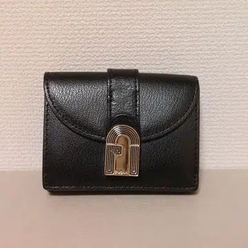 훌라 가죽 오페라 아치 로고 컴팩트 3단 폴더형 지갑