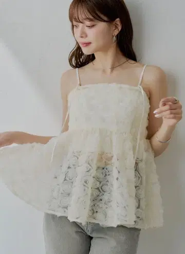 Chico [ 로즈 튤 페플럼 블라우스 ]