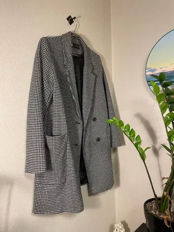 ZARA 체크 무늬 체스터 코트