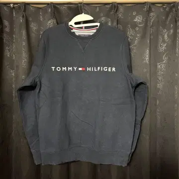TOMMY HILFIGER 네이비 트레이닝복 L 사이즈