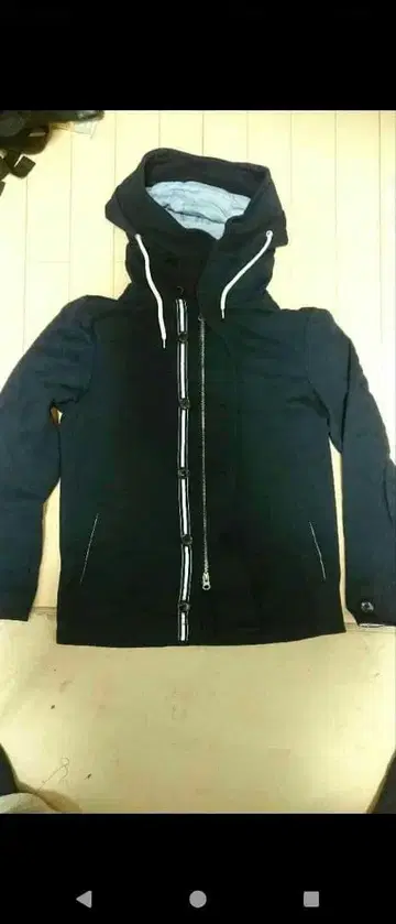 RAGEBRUE의 후드티