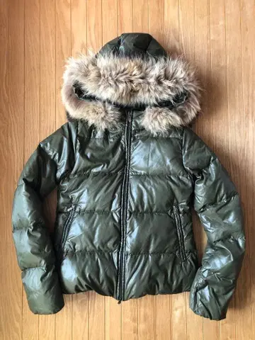 DUVETICA 올리브 그린 다운 자켓 퍼 사이즈 38