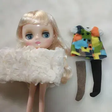 미디 브라이스 피치 카드리 쿠 본체와 피피롯타짱 아웃핏