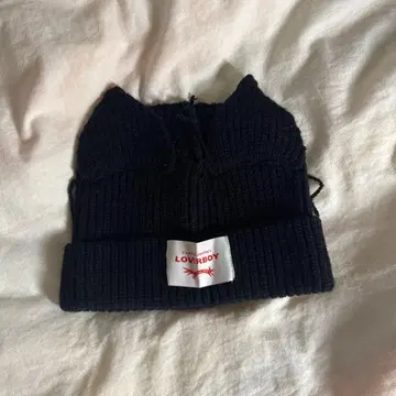 LOVERBOY 블랙 니트 모자
