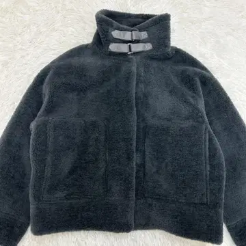 새상품급 cafune 카후네 에코 무스탕 자켓 차콜 38