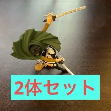 리바이 피규어 2체 세트