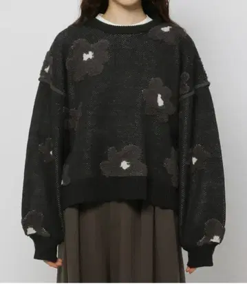 niko and - 플라워 자카드 니트 풀오버