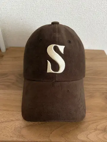 SATUR 브라운 캡