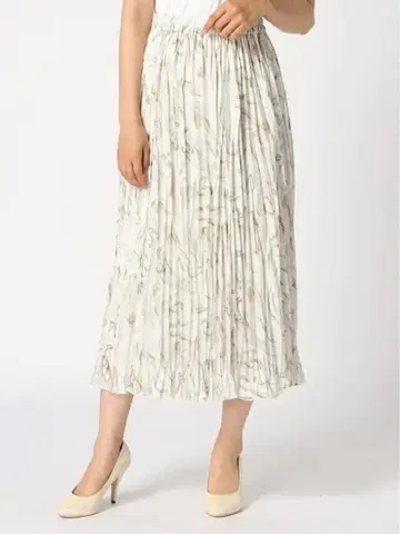 LOWRYS FARM 플리츠 스커트