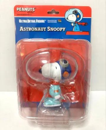 메디콤토이 아스트로노츠 스누피 울트라 디테일 피규어