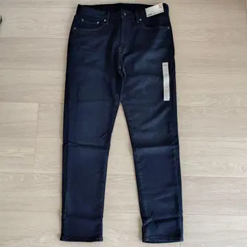 유니클로 UNIQLO EZY 청바지 슬림핏 테이퍼드 L 미사용 새상품