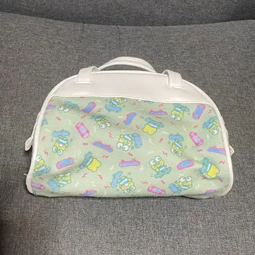 산리오 케로케로케로피 매디슨 백 미니 보스턴 파우치 보스턴형 파우치