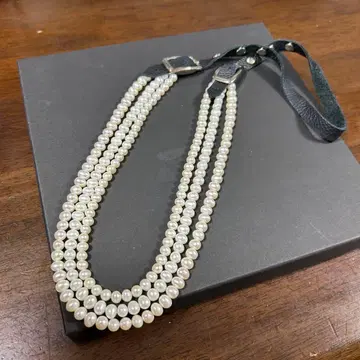 NEPENTHES / Marco Arviso 목걸이