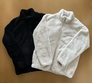 유니클로 보아 플리스 L 사이즈 화이트 블랙 2벌 묶음