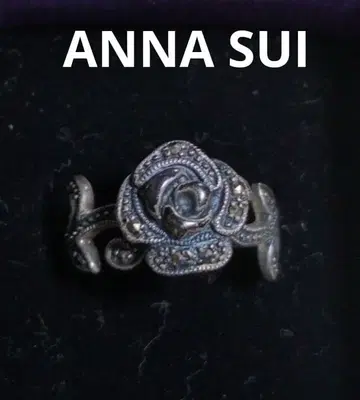 ANNA SUI 안나수이 장미 모티브 반지 블랙