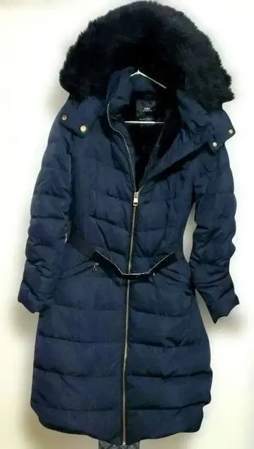 ZARA 그레이 덕 다운 벨트 포함 다운 자켓 S 사이즈 블랙