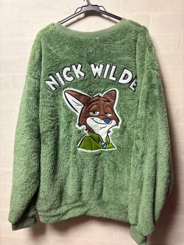 주토피아 닉 보송보송 맨투맨