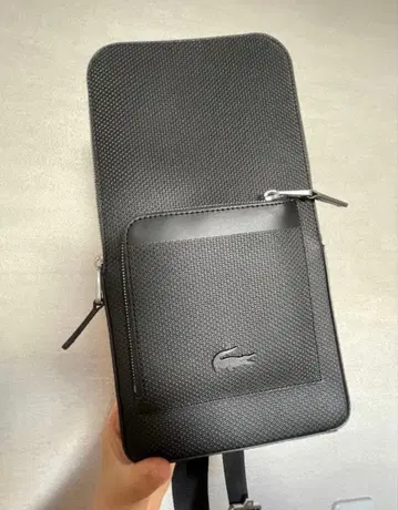 라코스테 샹타코 바디백