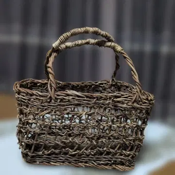 야마가타현산 아케비 덩굴 세공, 중형