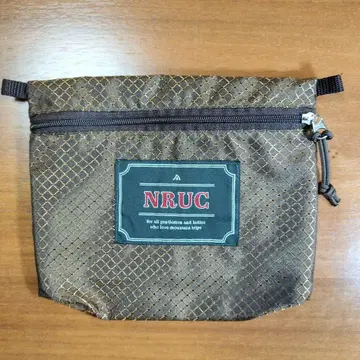 Nruc FA Classic Pouch S/BROWN