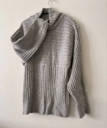 택 포함 새상품/슈가 로즈 리브 긴팔 하이넥 스웨터 그레이