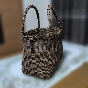 야마가타현산 아케비 덩굴 공예, 특대형