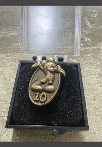 미키마우스 브론즈 핀 배지 10주년