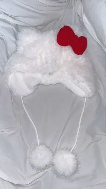 헬로키티 리본 포함 퍼 모자