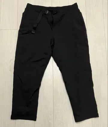 유니클로 방풍 엑스트라 웜 이지 팬츠 XL 블랙