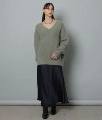 정가 24,200엔 택 포함 새상품 CADUNE 내로우 스커트