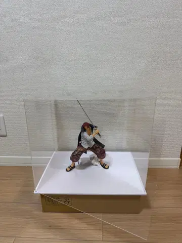 컬렉션 피규어 케이스